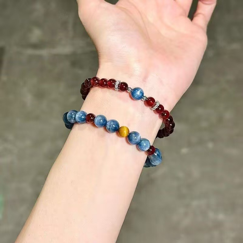 Garnet Kyanite Beaded Bracelet - đánh giá và giá Yoga Fitness Tracker