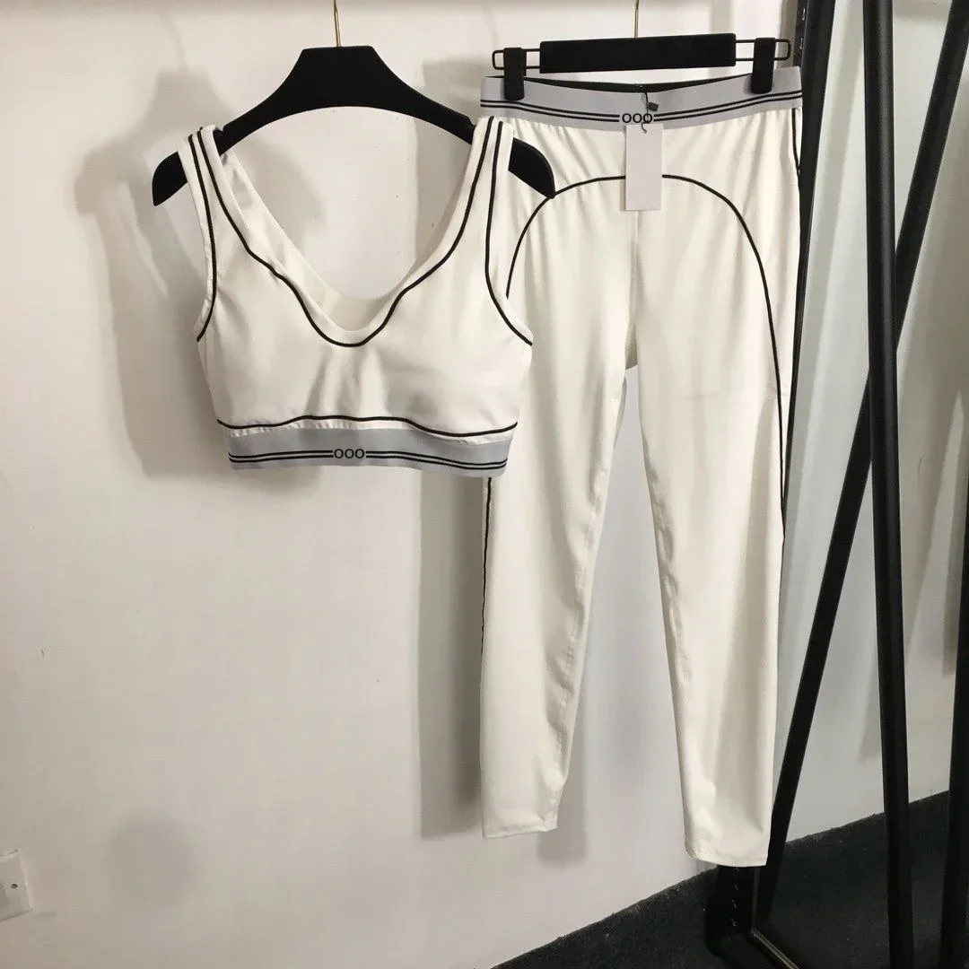 Tank Top and Pants Two Piece B - đánh giá và giá Yoga Fitness Stretching